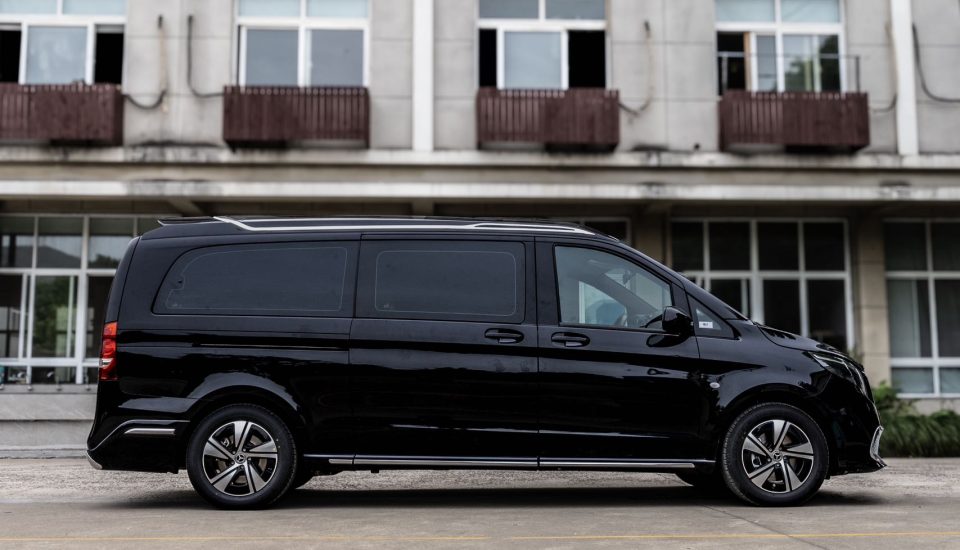 Mercedes-Benz Venucia O-Hang: A Premium Customization of the Mercedes-Benz Vito.